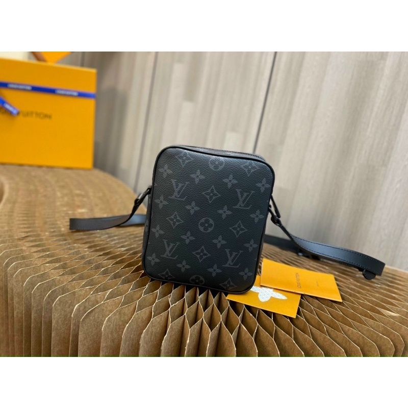 Túi đeo chéo LV thời trang cao cấp