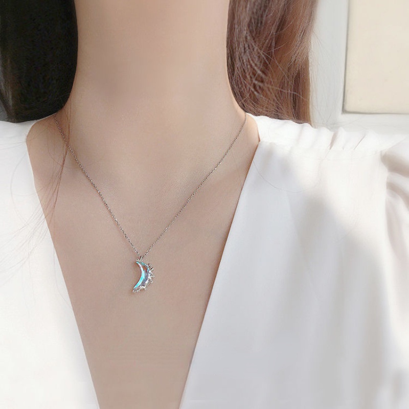 Phụ nữ Hàn Quốc Vòng cổ Rhinestone Thời trang Mặt trăng và Ngôi sao Vòng cổ