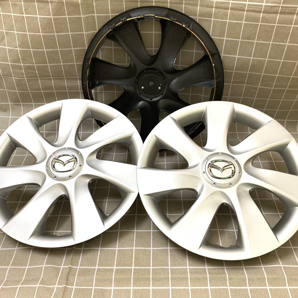 Ốp Mâm Lazang Cỡ Vành 15 inch Màu Bạc Cho Xe Mazda
