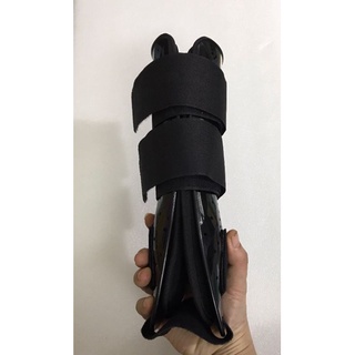 Nẹp cố định cổ chân Dyna 1201-01