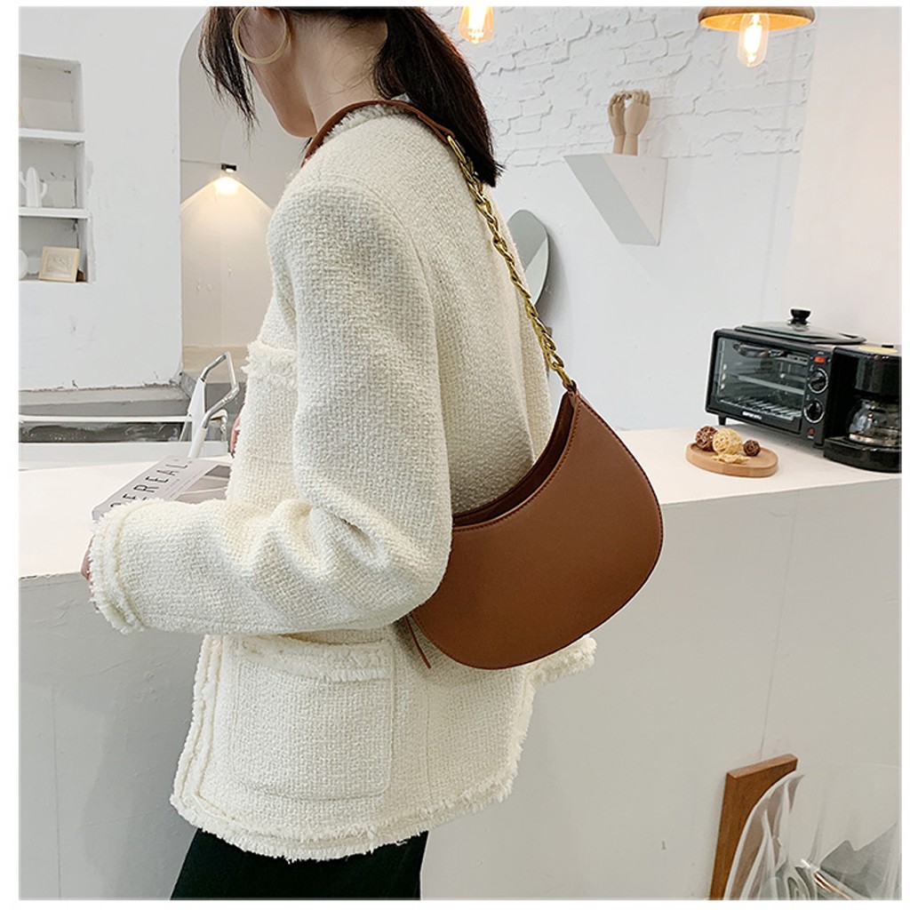 Túi Kẹp Nách Nữ Bán Nguyệt Dây Da Phối Xích Đeo Vai Trẻ Trung Sành Điệu Phong Cách Hàn Quốc | BigBuy360 - bigbuy360.vn