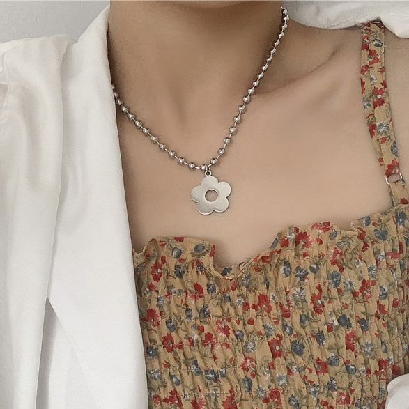 Vòng cổ hợp kim mặt trái tim màu cầu vồng phong cách Hàn Quốc