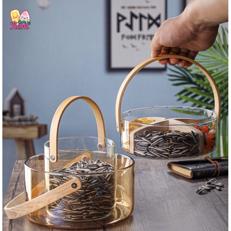 Giỏ thuỷ tinh có tay cầm bằng tre kiểu Bắc Âu, khay mứt 4 ngăn