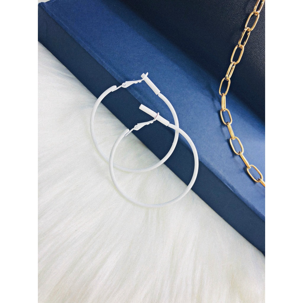 Bông tai tròn sắc màu