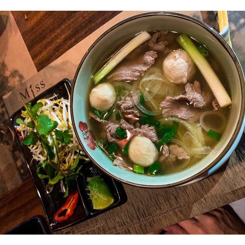 Hoả Tốc Now/Grab Phở bò Cung Đình Hà Nội / Phở Gà Cung Đình - Thùng 30 gói | BigBuy360 - bigbuy360.vn