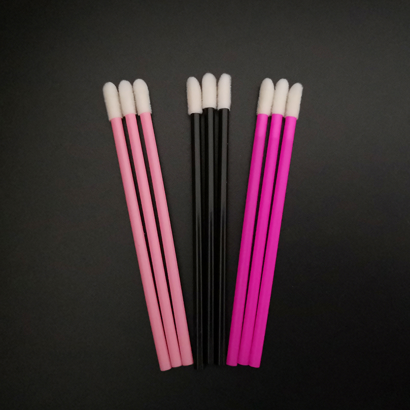 [Hàng mới về] Set 50 cây cọ thoa son môi dùng một lần tiện lợi