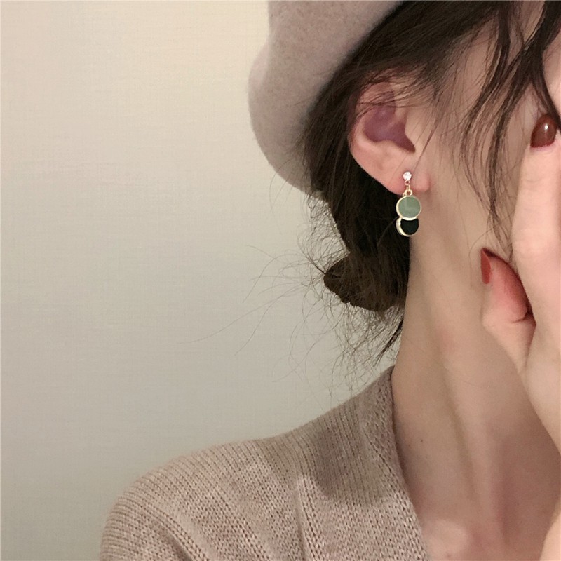 Khuyên Tai Nữ Hình Tròn Phong Cách Hàn Quốc A700