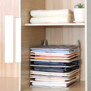 Khay đựng và xếp quần áo gấp gọn đa năng cho gia đình