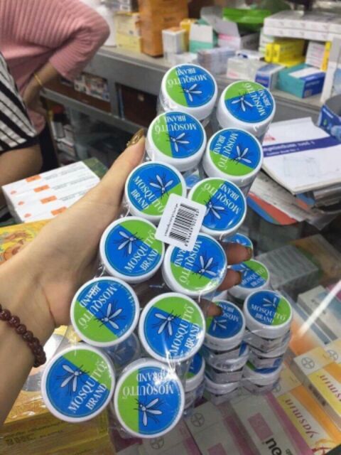 Dầu thoa trị muỗi đốt, côn trùng cắn, bong gân Green Balm Mosquito Brand Yanhee