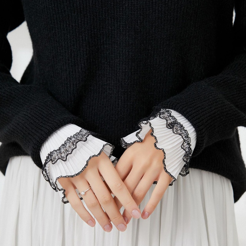 Ống tay áo xếp ly màu sắc retro