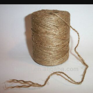 1 cuộn dây thừng gai