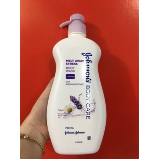 Sữa tắm Johnsons người lớn chai 750ml