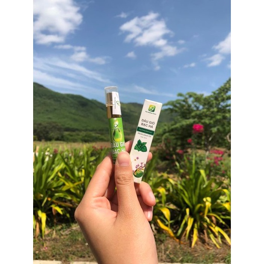 Dầu gió bạc hà 100% từ lá bạc hà tươi thơm mát dễ chịu thông mũi sảng khoái tinh thần dạng xịt chai 5ml The Moshav Farm