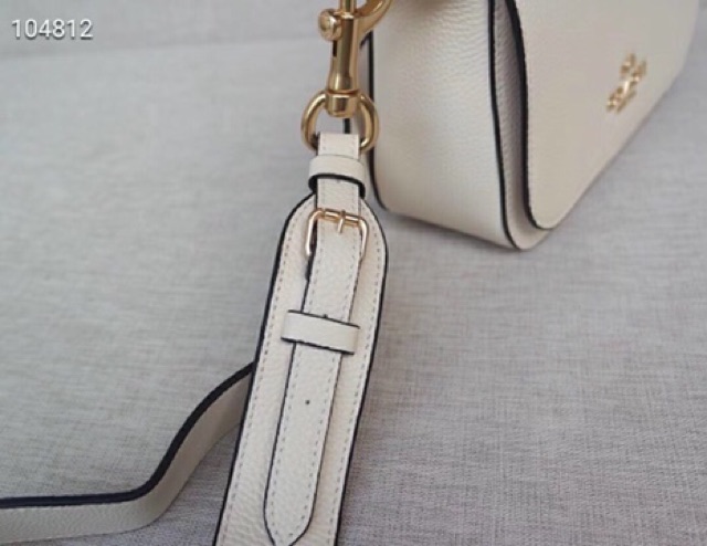 TÚI COACH VUÔNG  F77979