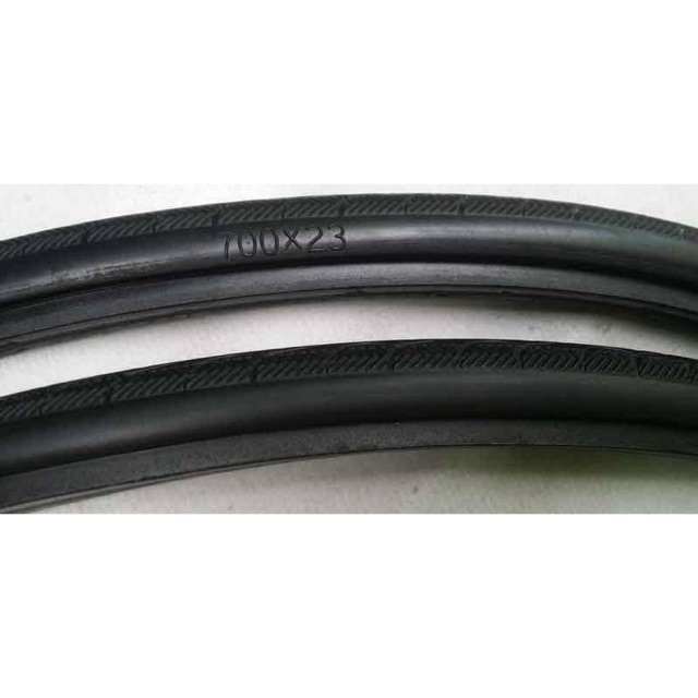 Lốp xe đạp không săm 700/23C ( màu đen)