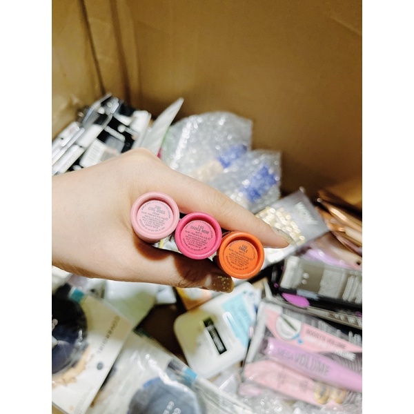 Son Almay Lip Vibes Lipstick, son lì mềm môi, Hàng Mỹ