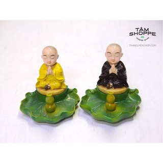 Tượng chú tiểu ngồi trên lá sen TAN