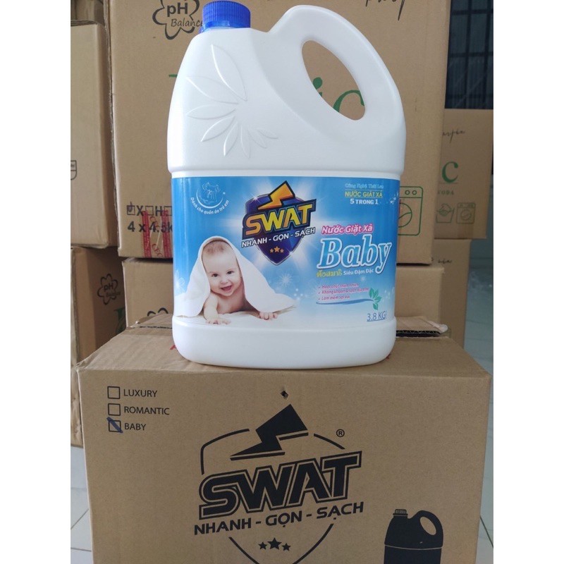 Nước giặt quần áo Swat đủ màu