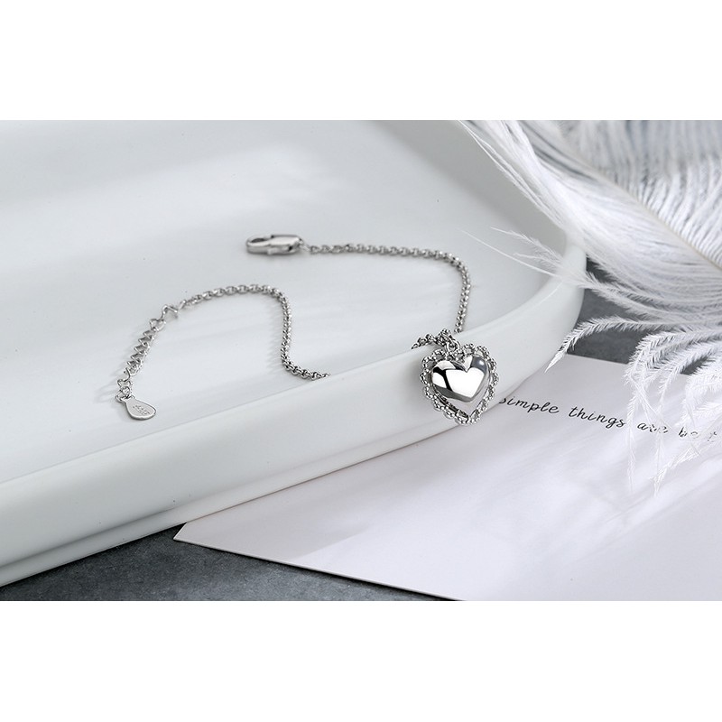 Lắc tay trái tim xinh xắn