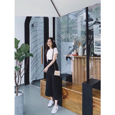 Set đồ nữ sang chảnh cá tính, set bộ yếm nữ dễ thương đi chơi với quần yếm ống rộng kèm áo thun form rộng cổ tròn