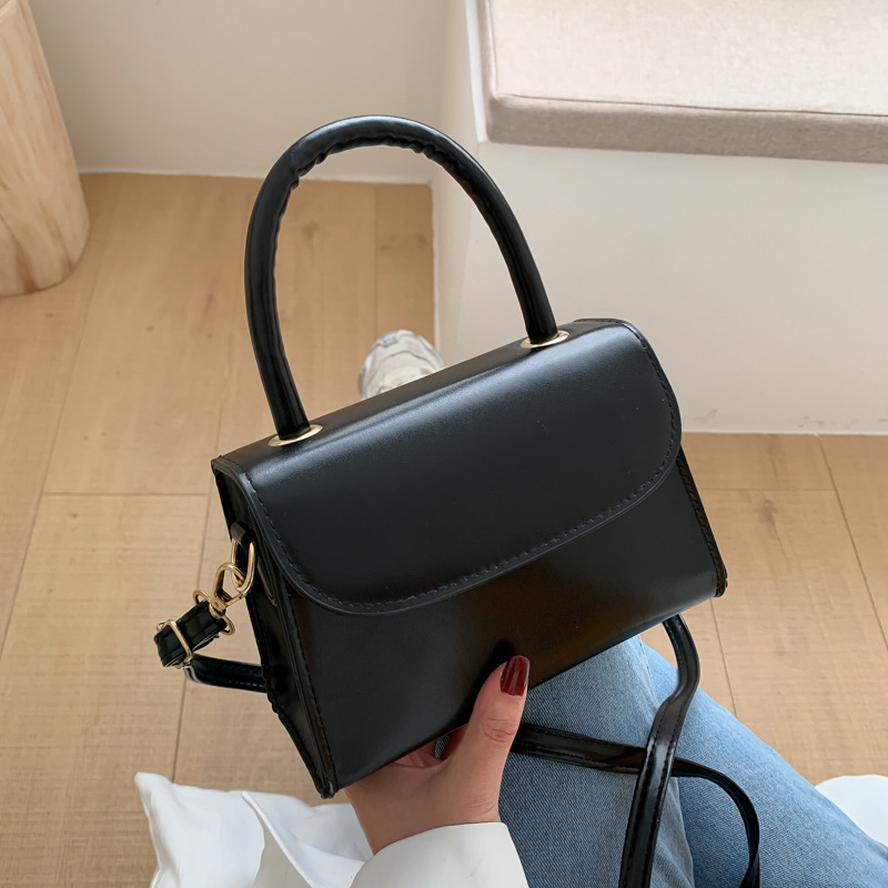 Túi Xách Dây Xích Đeo Vai Phong Cách Retro Phương Tây