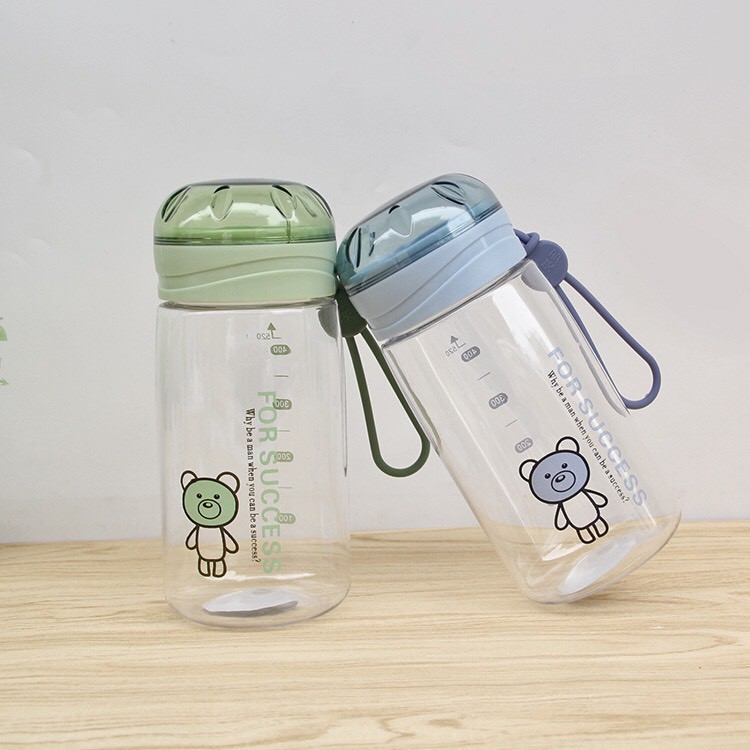 BÌNH ĐỰNG NƯỚC TRONG SUỐT TOUMTOU NHẬT BẢN 520 ML