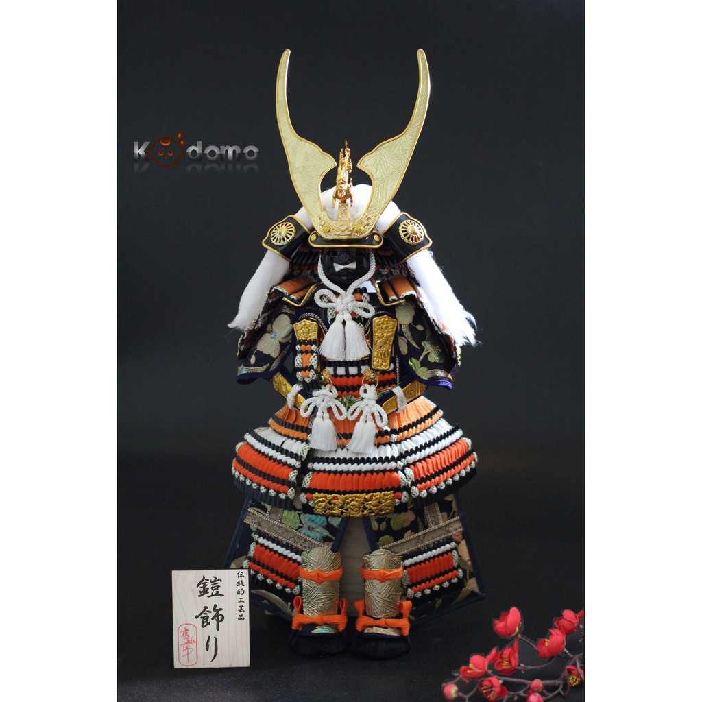 Búp bê Samurai , búp bê Nhật Bản .  Y5 CAM TRẮNG