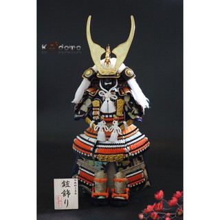 Búp bê Samurai , búp bê Nhật Bản .  Y5 CAM TRẮNG