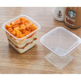 Set 50 Hộp nhựa vuông đựng bánh Tiramisu, Mousse B10-8