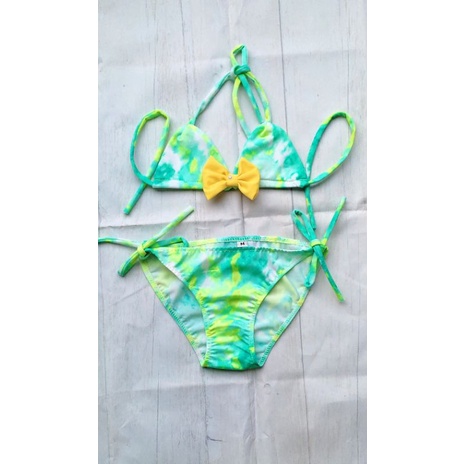 Bikini loang màu cho bé