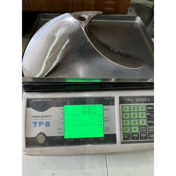 Chân vịt inox 3 cánh 8hp-10hp  chân vịt 8T inox 316