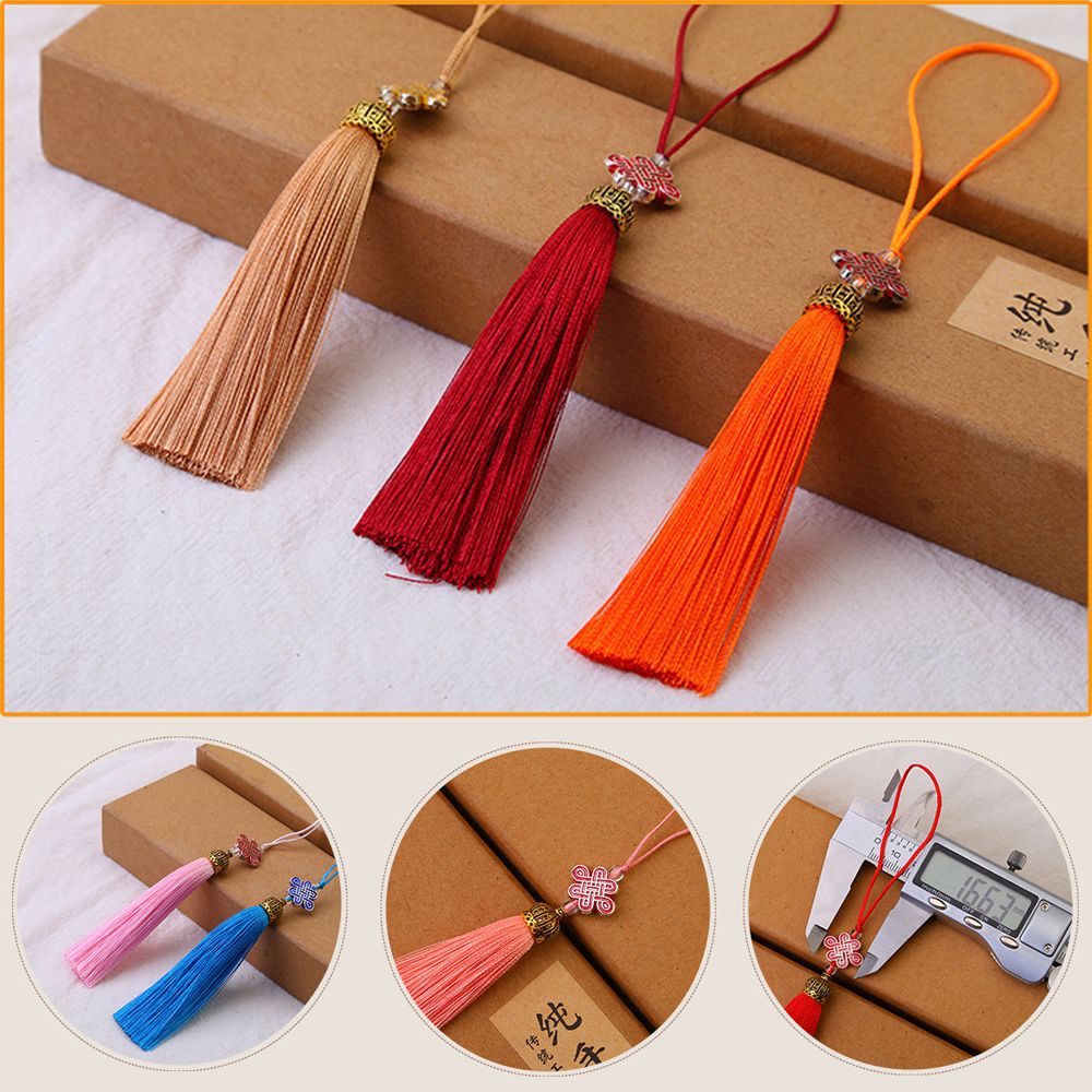 Dây treo điện thoại trang trí xe hơi hình chúc mừng năm mới phong cách Trung Hoa phối tua rua nhiều màu sắc