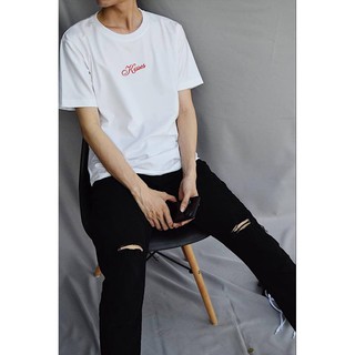 Kiss Tee