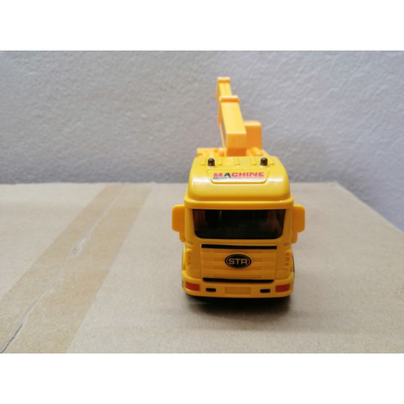 Đồ chơi xe cần cẩu mô hình cho bé chạy bánh đà nhựa thân thiện và an toàn với môi trường