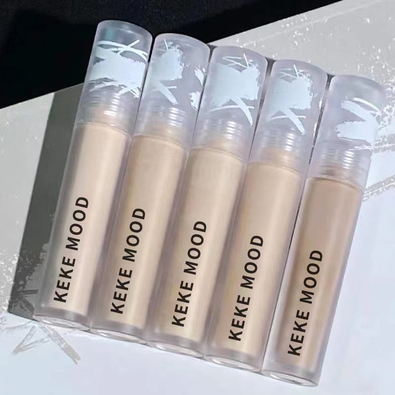 Thanh che khuyết điểm Dạng Lỏng Dưỡng Ẩm Che Phủ Mụn Lâu Trôi Và Không Dễ Phai
