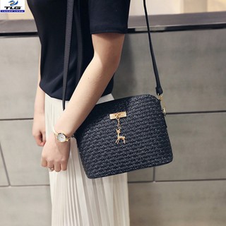 Túi đeo chéo nữ phong cách hiện đại hq 205965 1