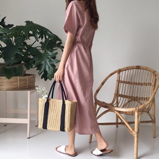 Đầm sơ mi hồng túi mổ