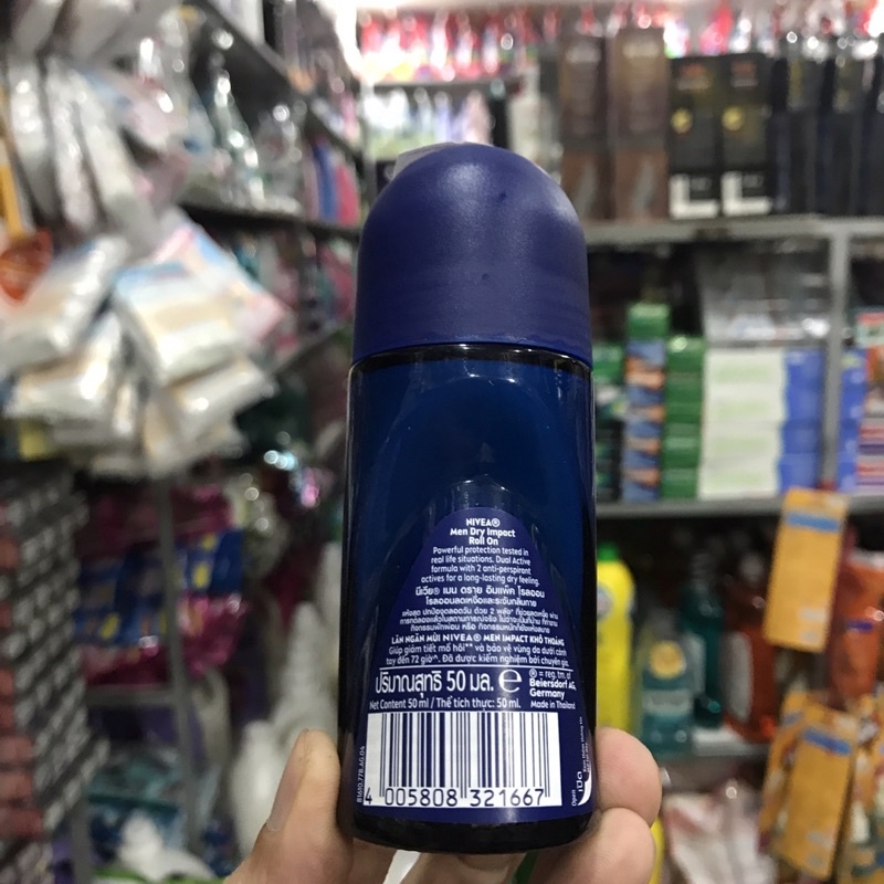 (1 chai )Lăn khử mùi năm Nivea Men Dry Impact 50ml khô thoáng tức thì ngăn mùi suốt 72h