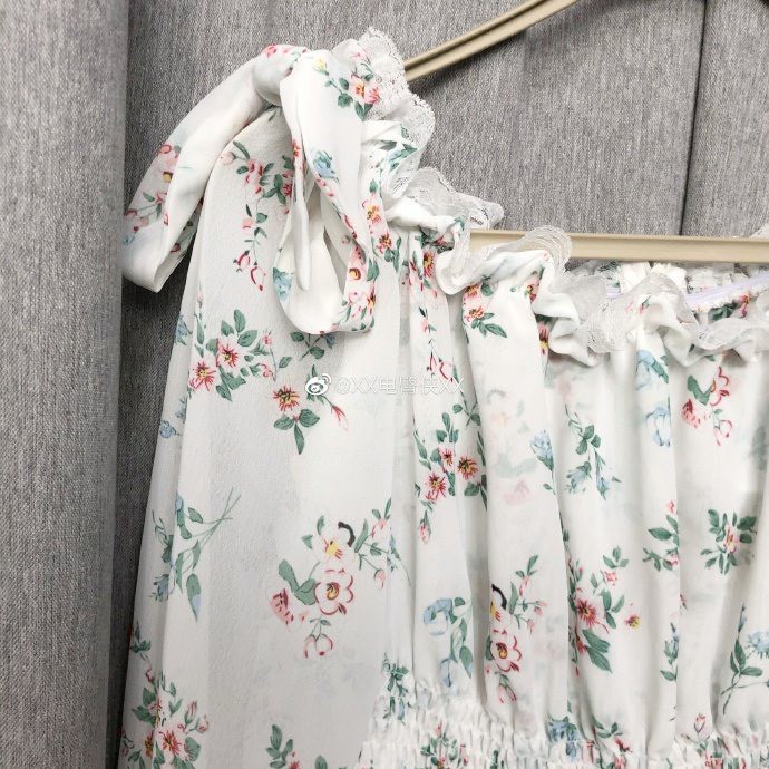 Váy hoa trễ vai chiffon Ulzzang, đầm trễ vai dáng xòe - Cỏ Clothes | BigBuy360 - bigbuy360.vn