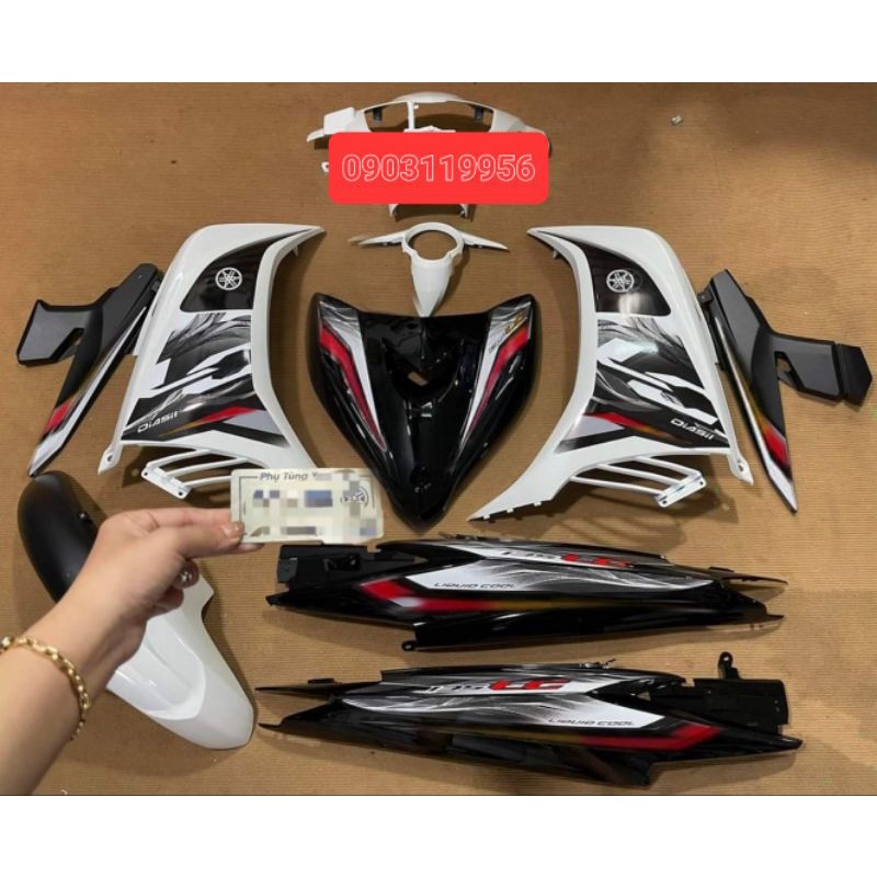 tem rời exciter 135 trắng đen