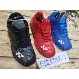 Giày cầu lông cao cấp