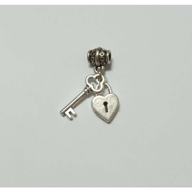 Charm Chìa Khóa Thành Công ống lùa bạc thái chặn xâu vòng