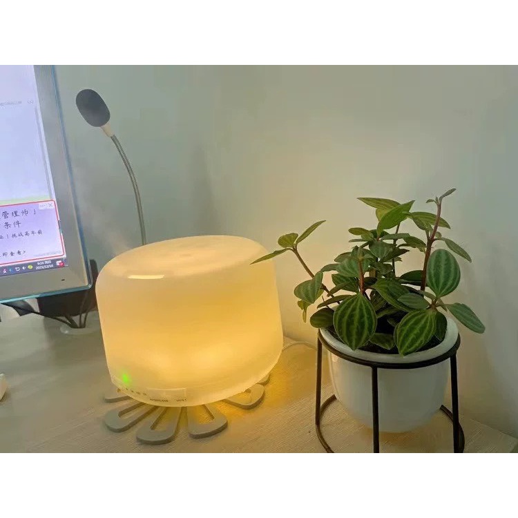 Máy xông tinh dầu xông phòng, máy xông nhiều màu,đèn xông tinh dầu thơm phòng