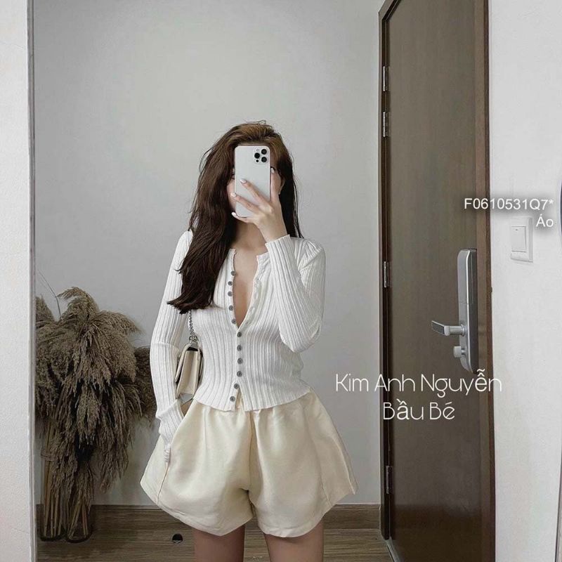 Áo tăm đũa gài nút tay dài!Chất liệu: tăm đũa