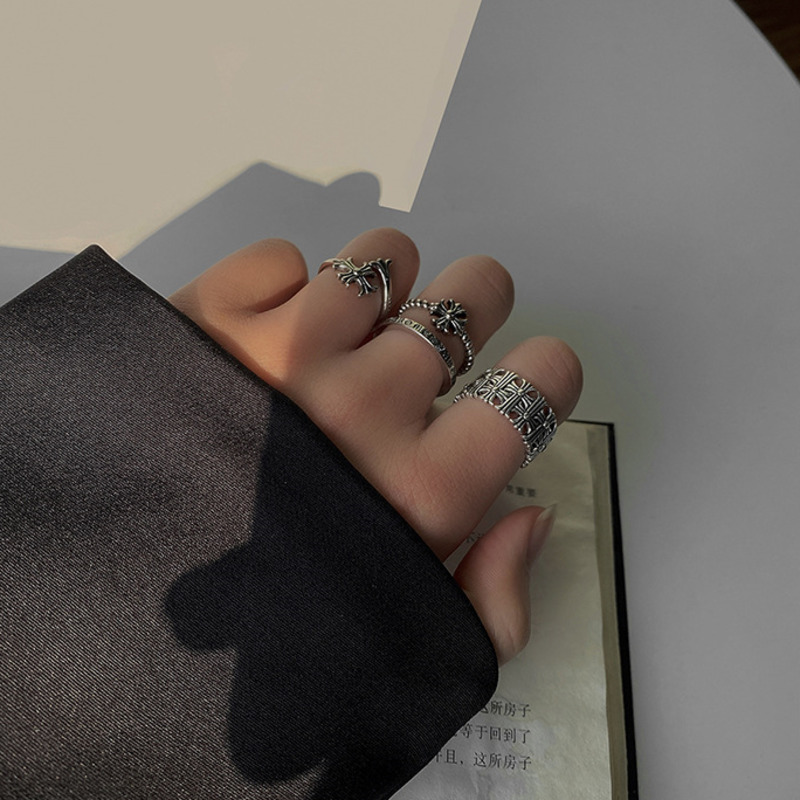 Nhẫn thời trang hình cây thánh giá độc đáo phong cách retro