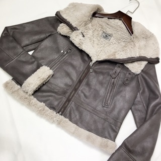 Áo khoác da lộn secondhand Hàn quốc
