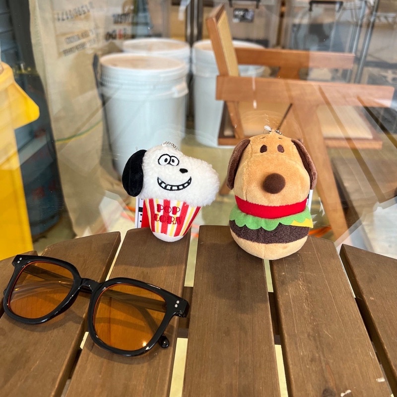 Móc khoá Thú Nhồi Bông Hình Chú Chó Snoopy burger Dễ Thương