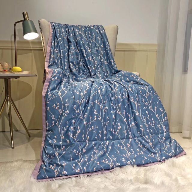 Chăn lụa thái cao cấp 2021