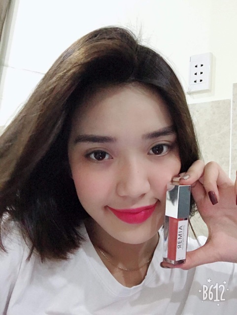 Má hồng kem dạng thỏi | BigBuy360 - bigbuy360.vn