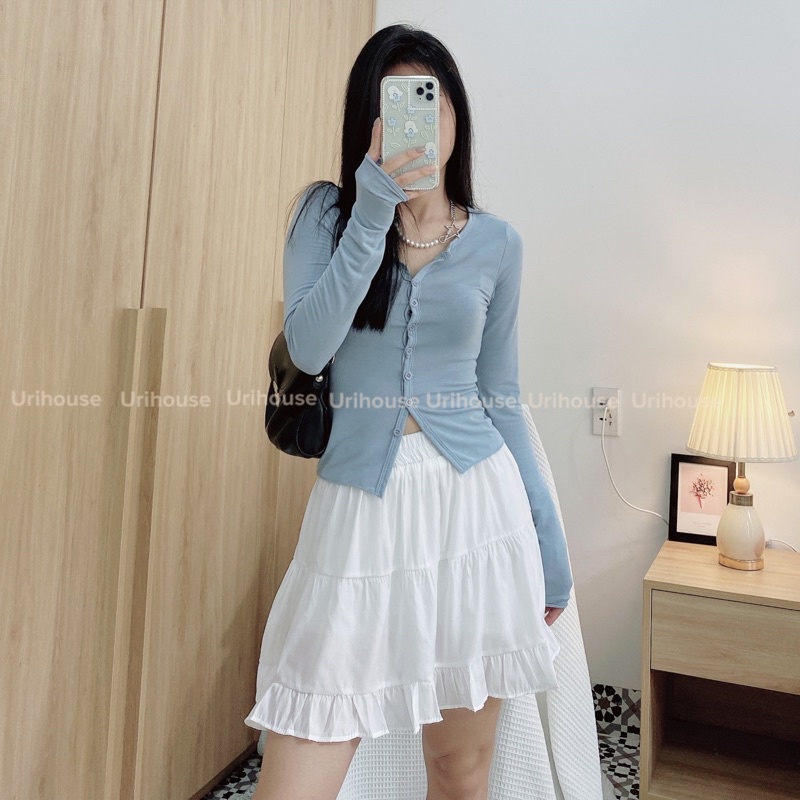 Áo thun ôm dài tay cài cúc cardigan nữ màu xanh pastel | Chân váy ngắn trắng xoè tầng liền có quần phía trong